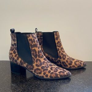 Nine West Faux Calf Hair Chelsea Boots Size 10